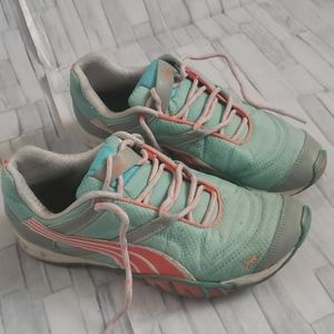 Puma sneakers size 7.5